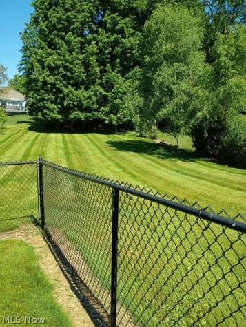 7998 Wolff Drive Garrettsville OH 44231