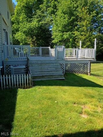 7998 Wolff Drive Garrettsville OH 44231