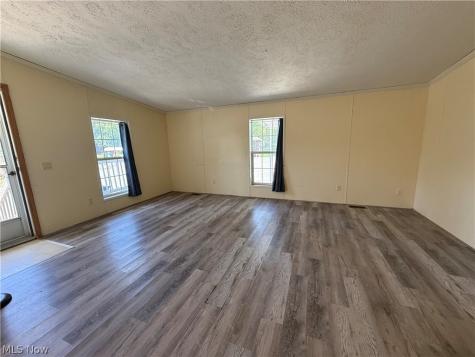6615 Cleveland Road Ravenna OH 44266