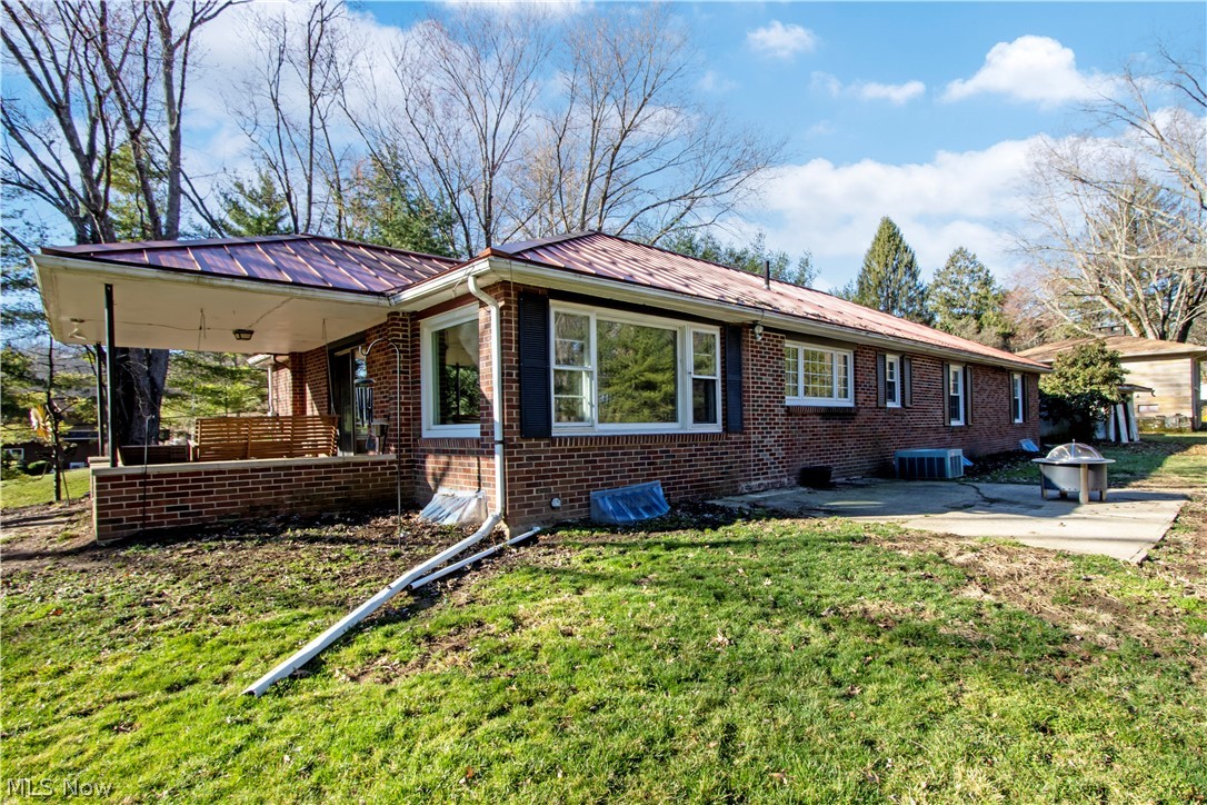 800 W Main Street Loudonville OH 44842