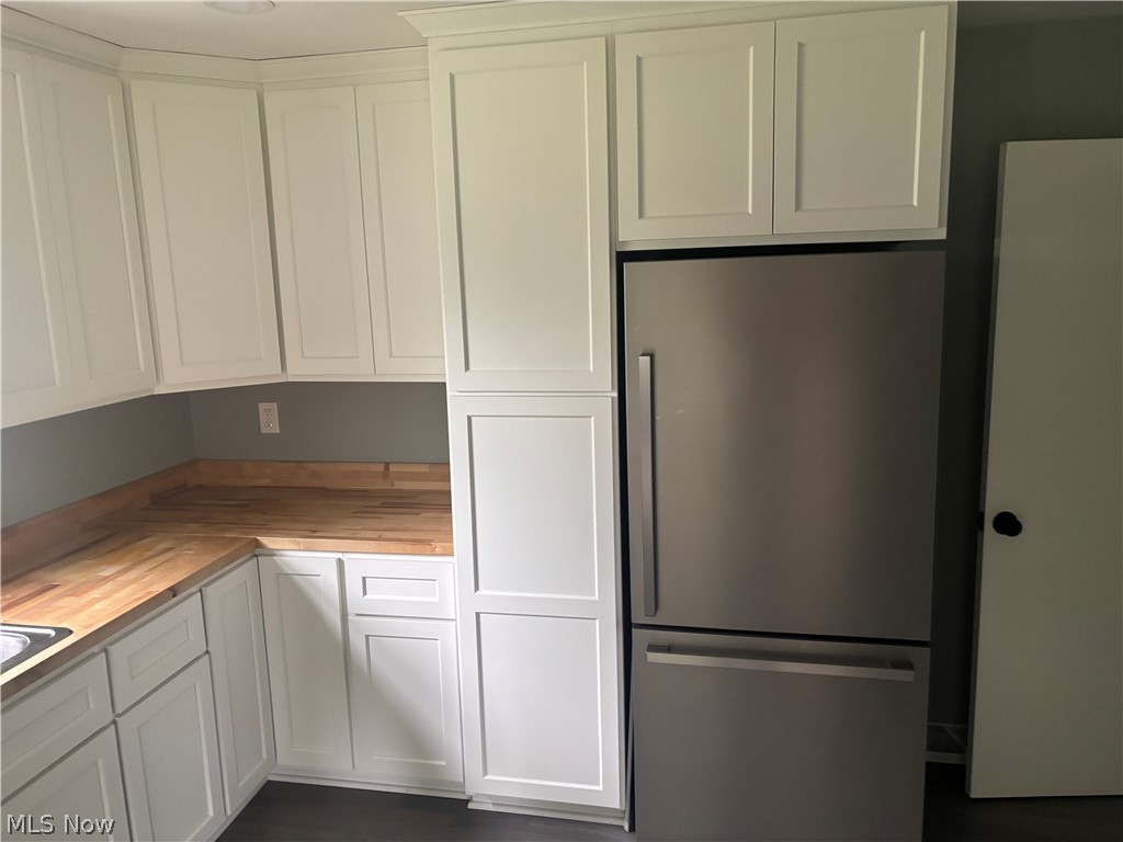 2265 S Hawkins Avenue Akron OH 44314