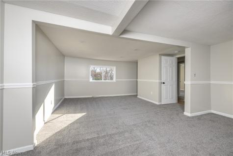 3169 Raceside Drive Akron OH 44319