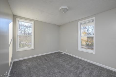 3169 Raceside Drive Akron OH 44319