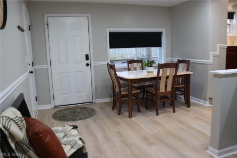 3169 Raceside Drive Akron OH 44319