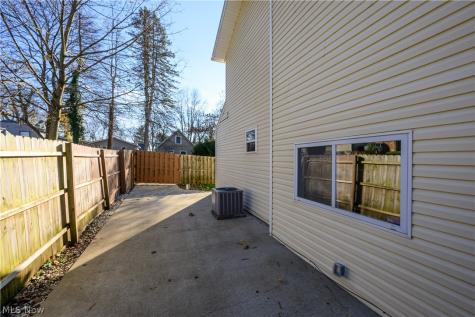 3169 Raceside Drive Akron OH 44319