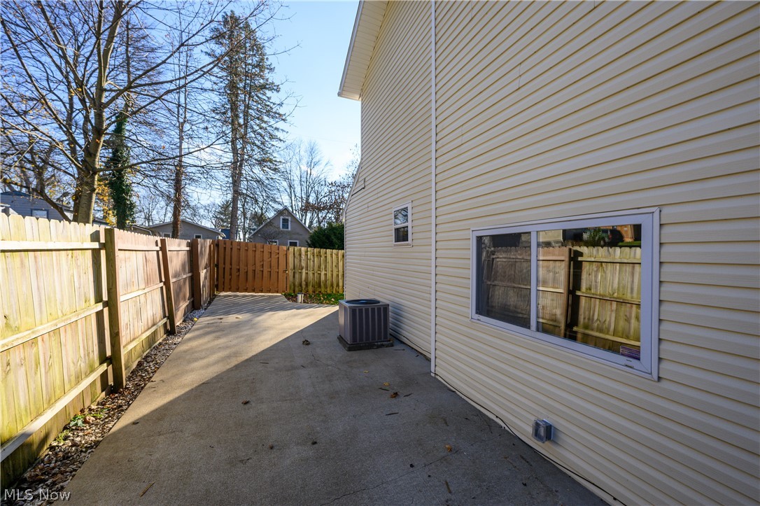3169 Raceside Drive Akron OH 44319