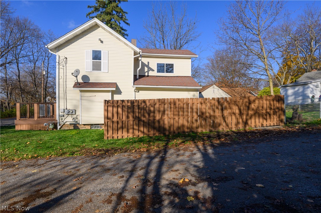 3169 Raceside Drive Akron OH 44319