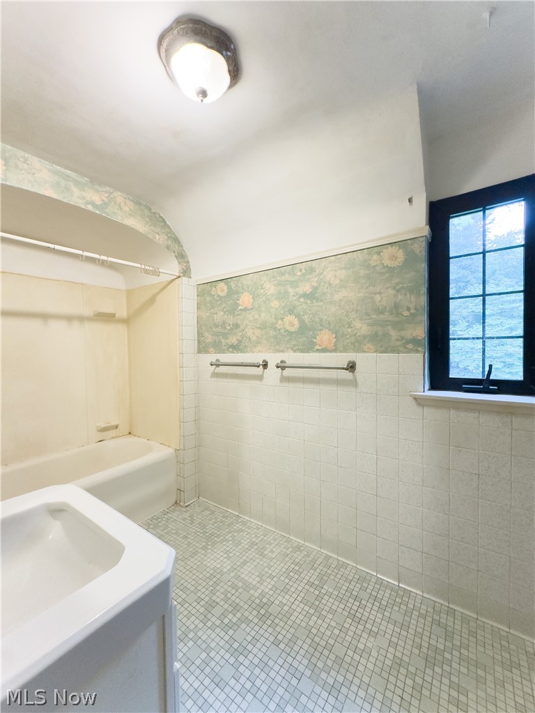176 Stanford Road Berea OH 44017