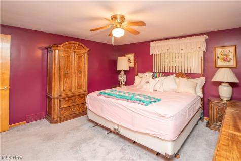 5345 Schario Road NW Canton OH 44718