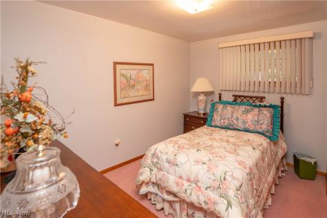 5345 Schario Road NW Canton OH 44718