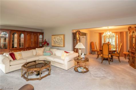 5345 Schario Road NW Canton OH 44718