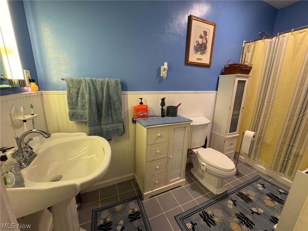 7305 S Duck Creek Road Berlin Center OH 44401