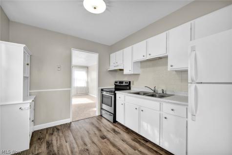 393 W Grace Street Bedford OH 44146