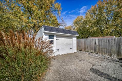 393 W Grace Street Bedford OH 44146