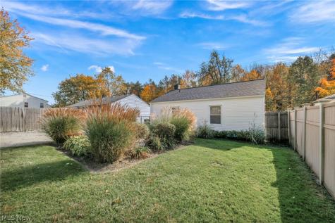 393 W Grace Street Bedford OH 44146