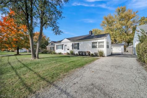 393 W Grace Street Bedford OH 44146