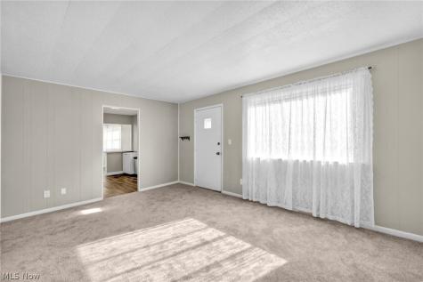 393 W Grace Street Bedford OH 44146