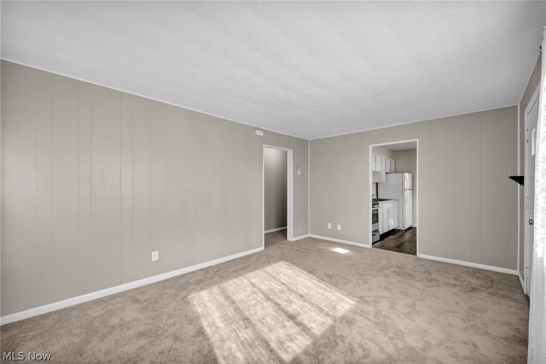 393 W Grace Street Bedford OH 44146