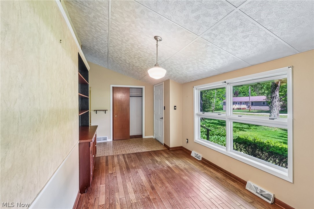 9087 Ranch Drive Chesterland OH 44026