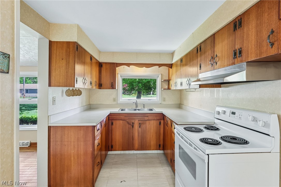 9087 Ranch Drive Chesterland OH 44026
