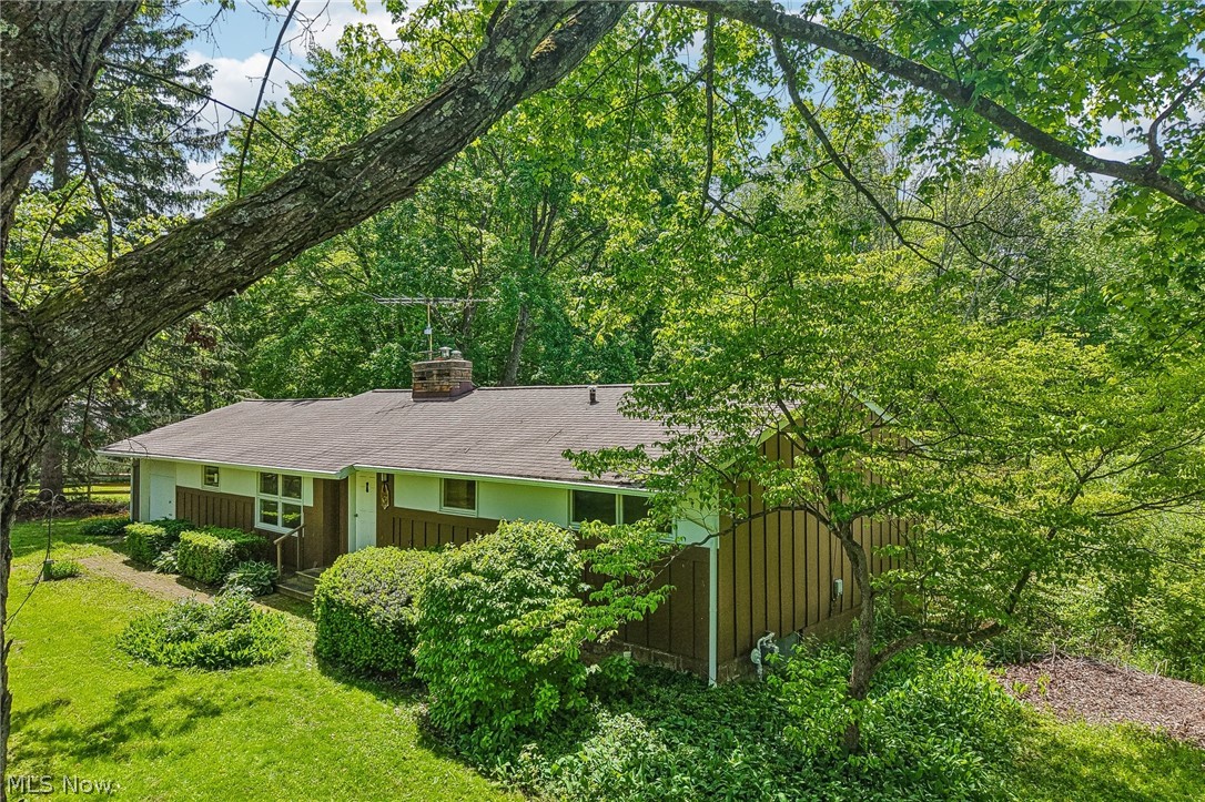 9087 Ranch Drive Chesterland OH 44026