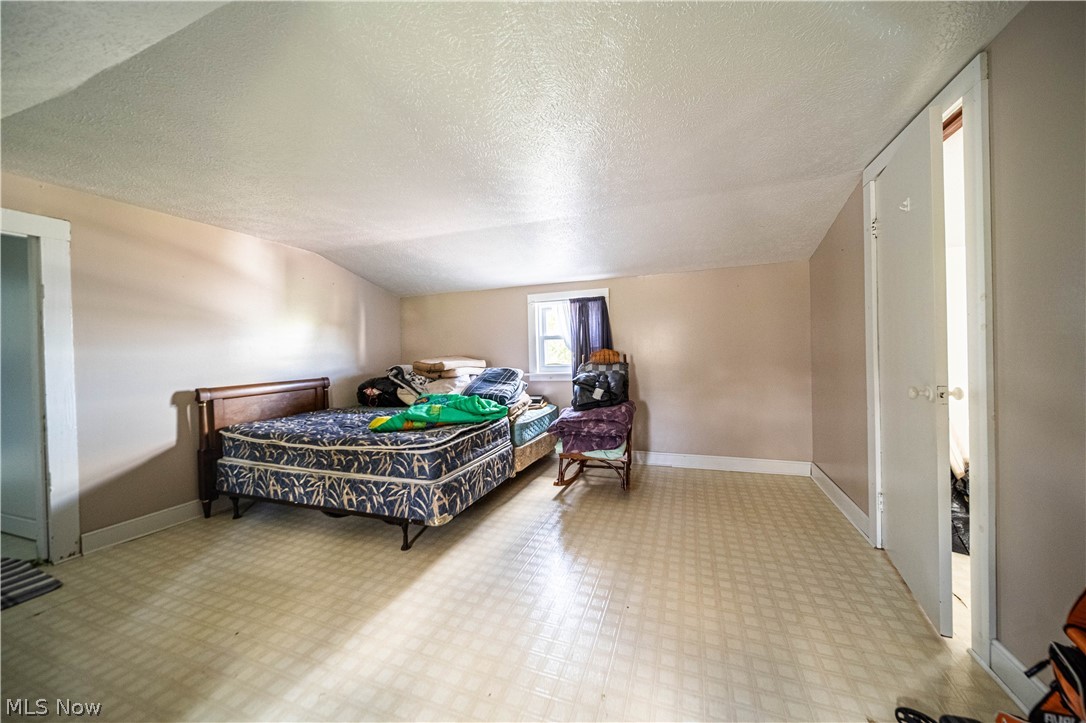 16494 Madison Road Middlefield OH 44062