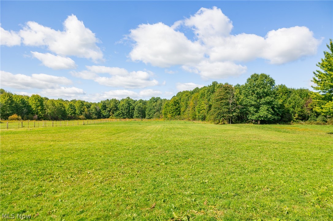 16494 Madison Road Middlefield OH 44062