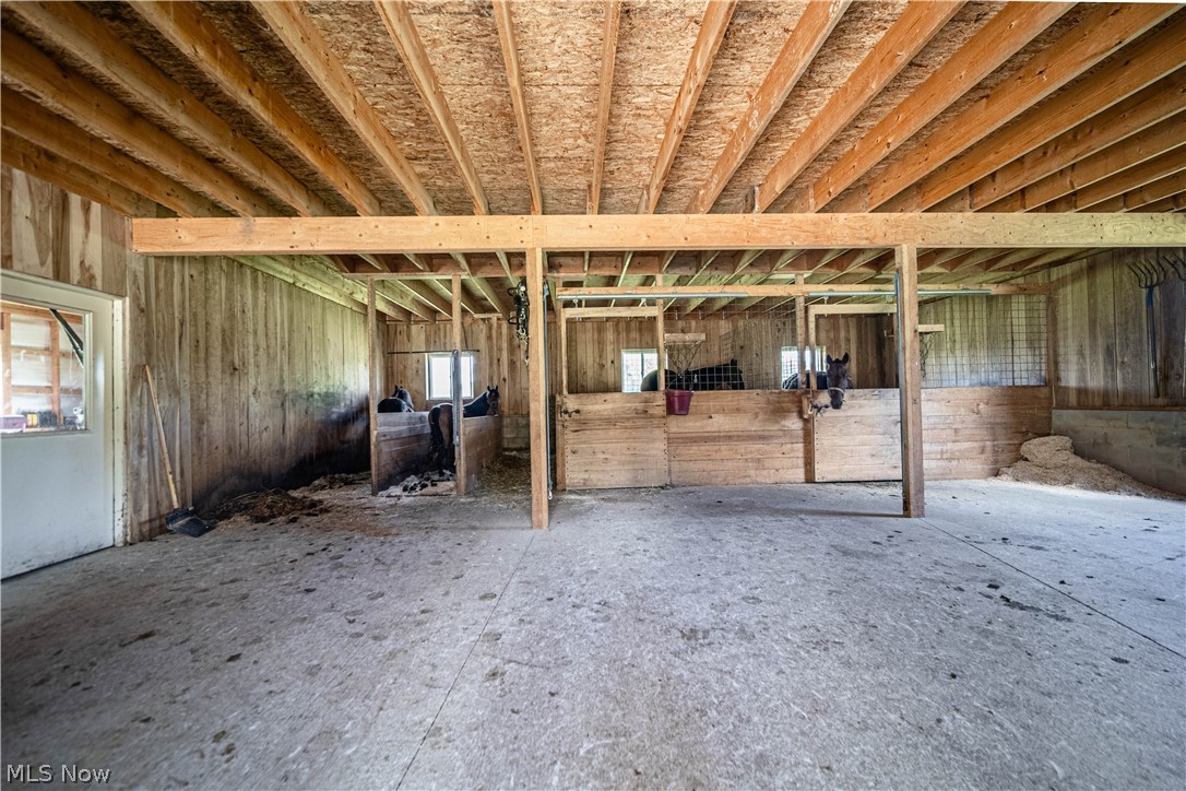16494 Madison Road Middlefield OH 44062
