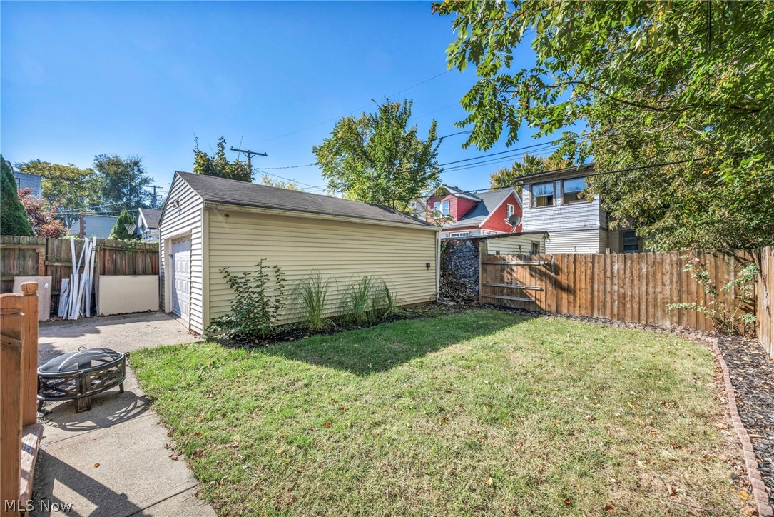 3222 W 115th Street Cleveland OH 44111