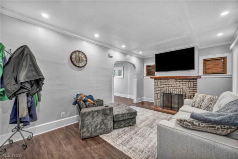 3222 W 115th Street Cleveland OH 44111