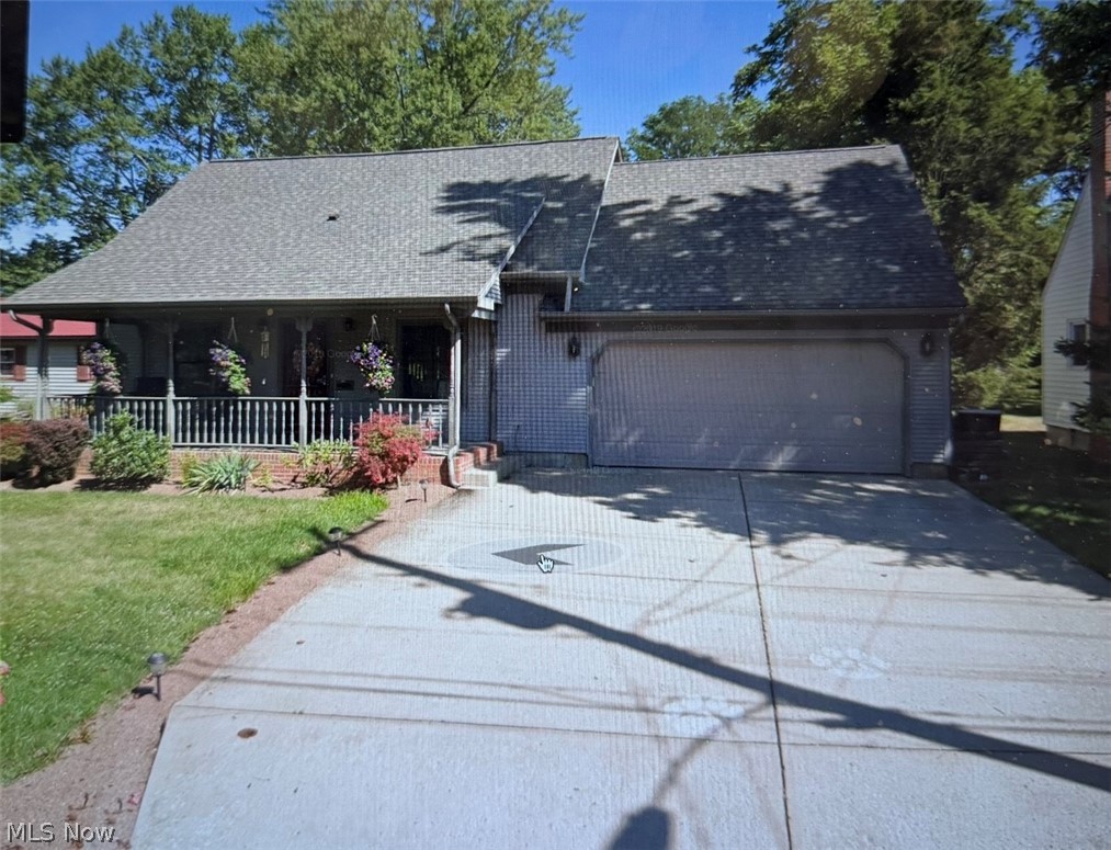 631 Maplewood Avenue Struthers OH 44471