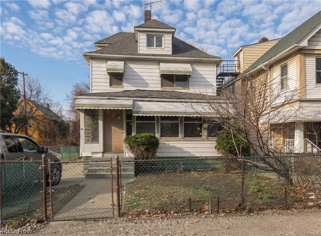 686 E 92nd Street Cleveland OH 44108