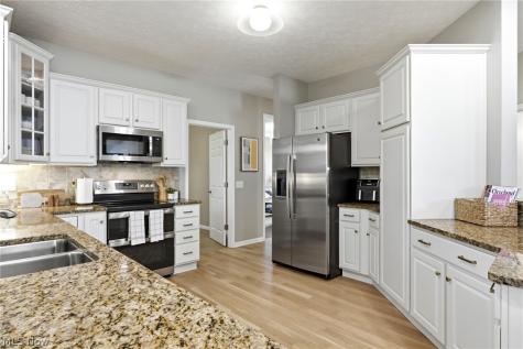 333 Waterside Drive Avon Lake OH 44012