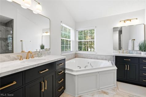 333 Waterside Drive Avon Lake OH 44012