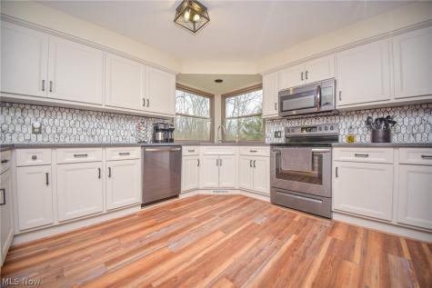 18086 Winchester Court Strongsville OH 44136