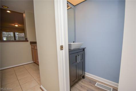 18086 Winchester Court Strongsville OH 44136