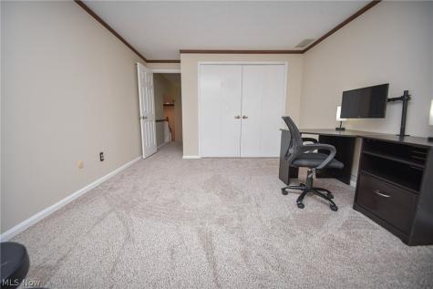 18086 Winchester Court Strongsville OH 44136