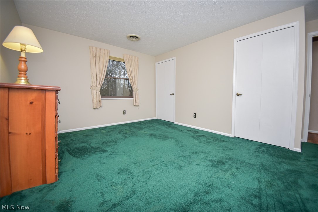 18086 Winchester Court Strongsville OH 44136