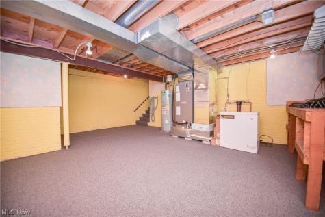 18086 Winchester Court Strongsville OH 44136
