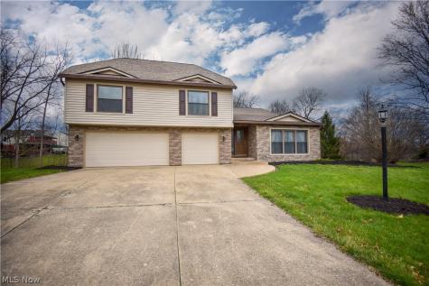 18086 Winchester Court Strongsville OH 44136