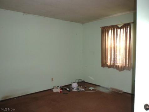 8454 Glenbrook Drive Olmsted Falls OH 44138