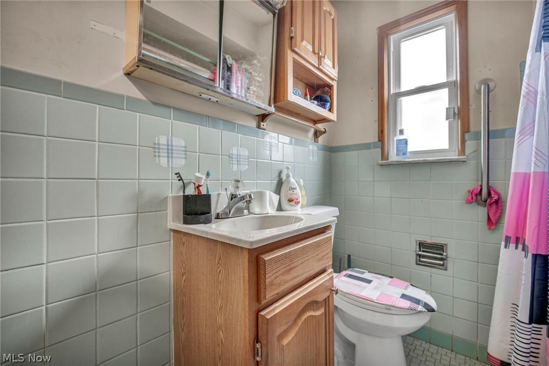 4008 E 186th Street Cleveland OH 44122
