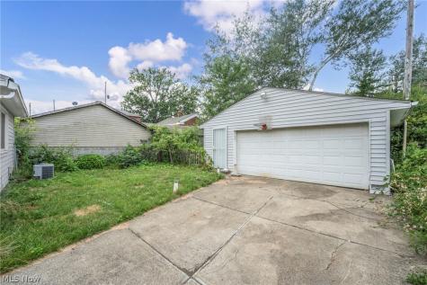 4008 E 186th Street Cleveland OH 44122