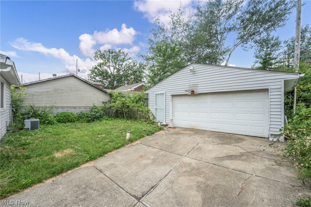 4008 E 186th Street Cleveland OH 44122