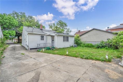 4008 E 186th Street Cleveland OH 44122