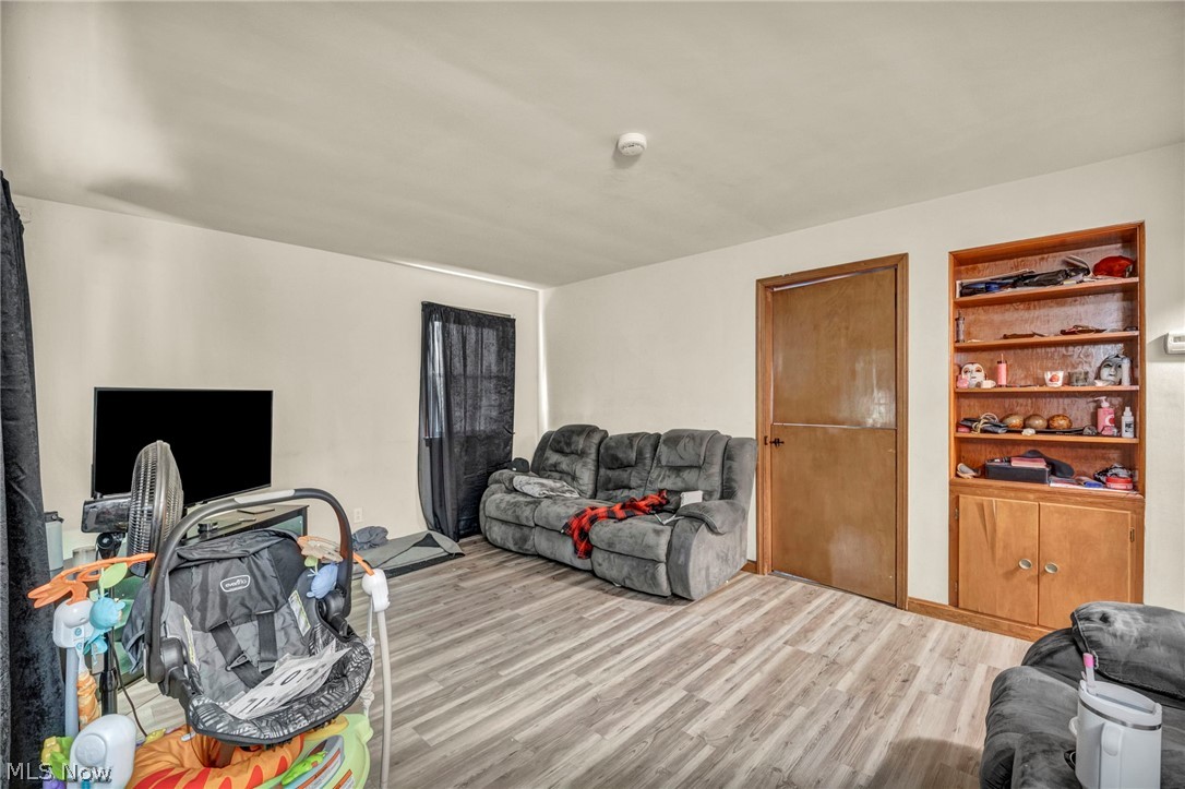 4008 E 186th Street Cleveland OH 44122