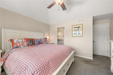 5474 Goans Place Parma OH 44134