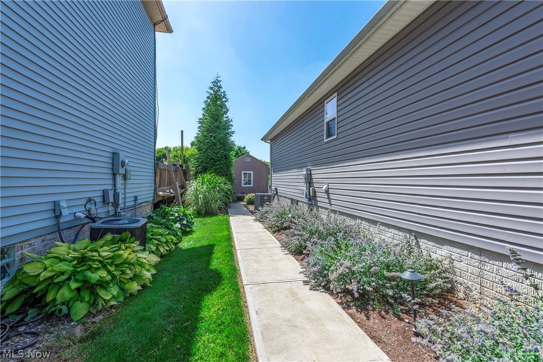 5474 Goans Place Parma OH 44134