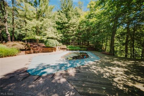 999 Chestnut Run Gates Mills OH 44040