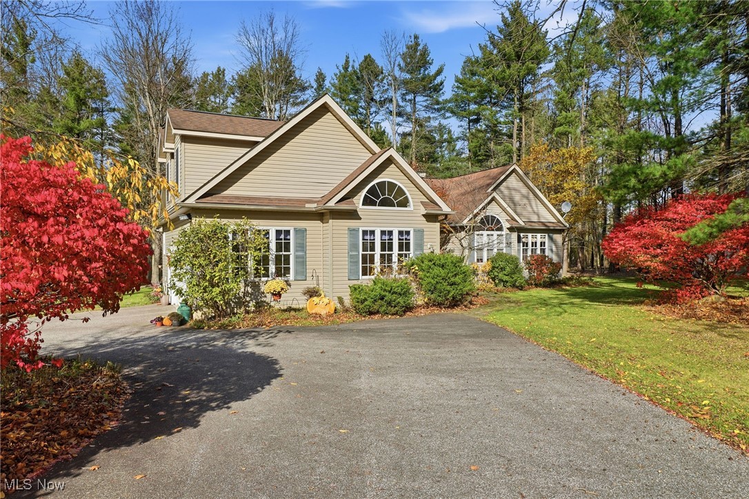 11800 Bass Lake Road Chardon OH 44024